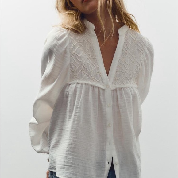 Zara Embroidered Cotton Top NWT! - Picture 4 of 5